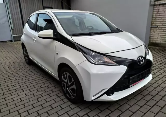 TOYOTA Aygo 1.0 VVT-i Sprint EU6