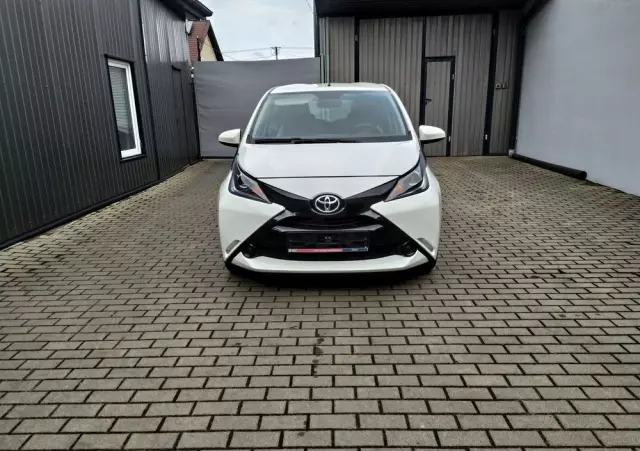 TOYOTA Aygo 1.0 VVT-i Sprint EU6