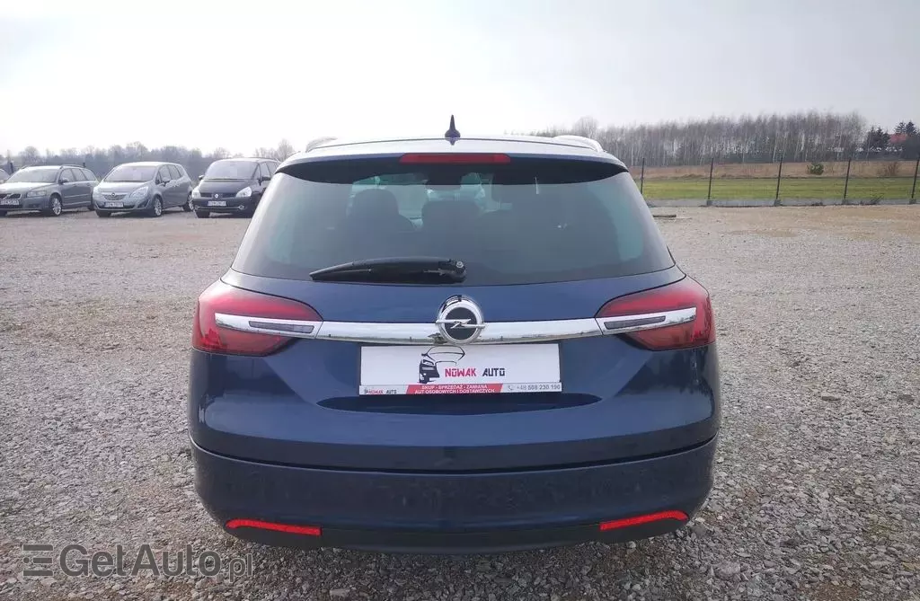 OPEL Insignia 