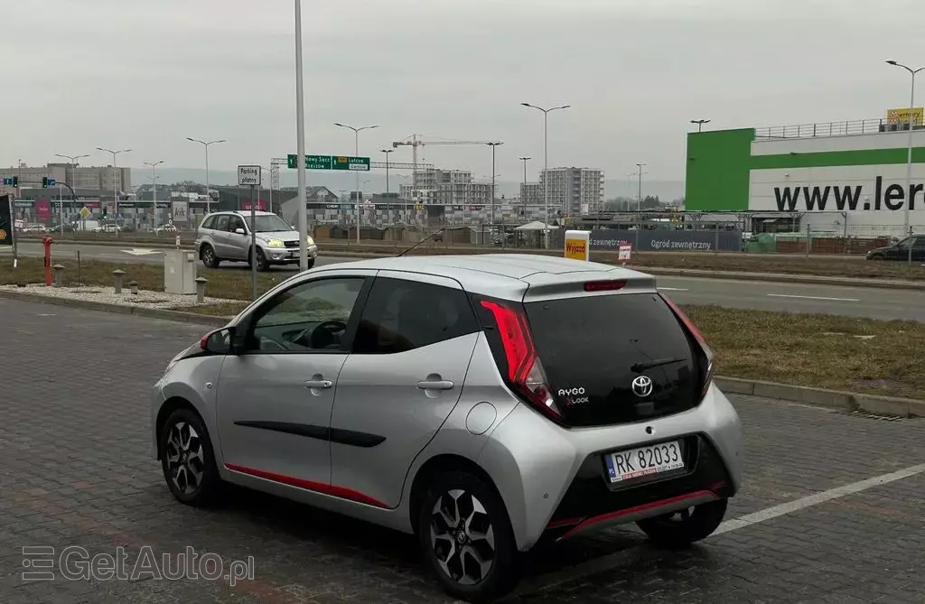 TOYOTA Aygo 