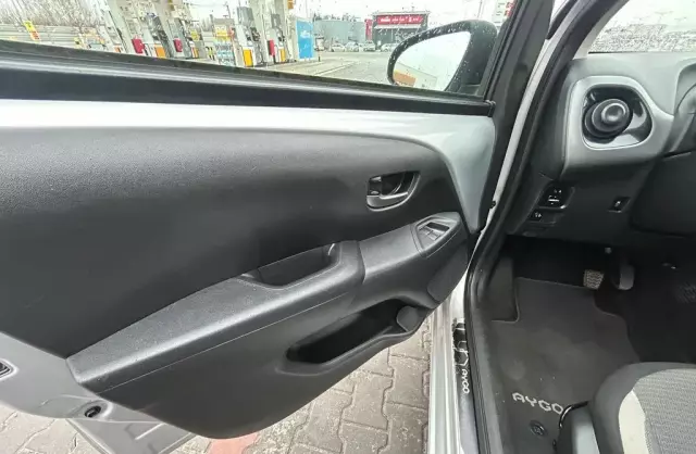 TOYOTA Aygo 