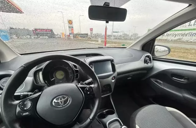 TOYOTA Aygo 