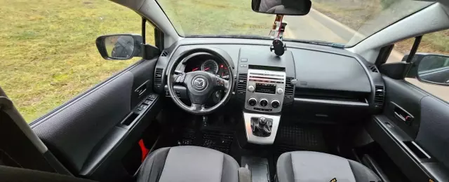 MAZDA 5 