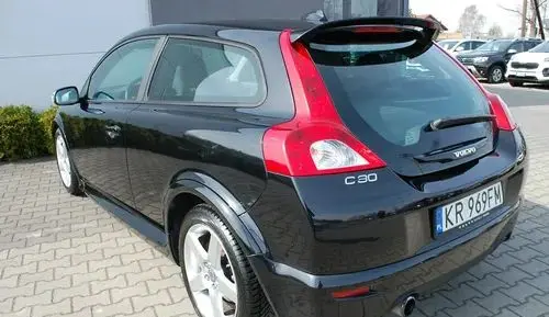 VOLVO C30 