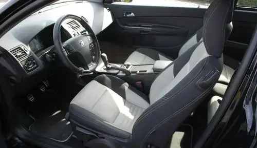 VOLVO C30 