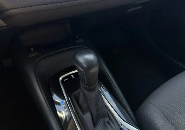 TOYOTA Corolla 1.5 Comfort MS