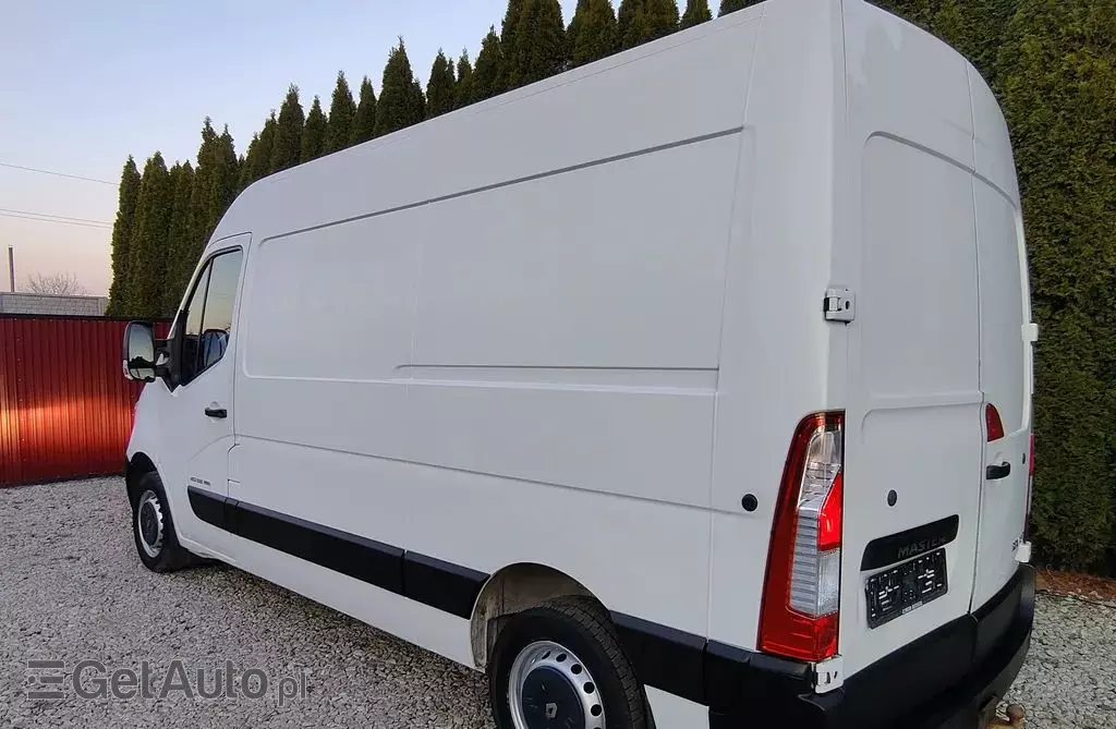 RENAULT Master 