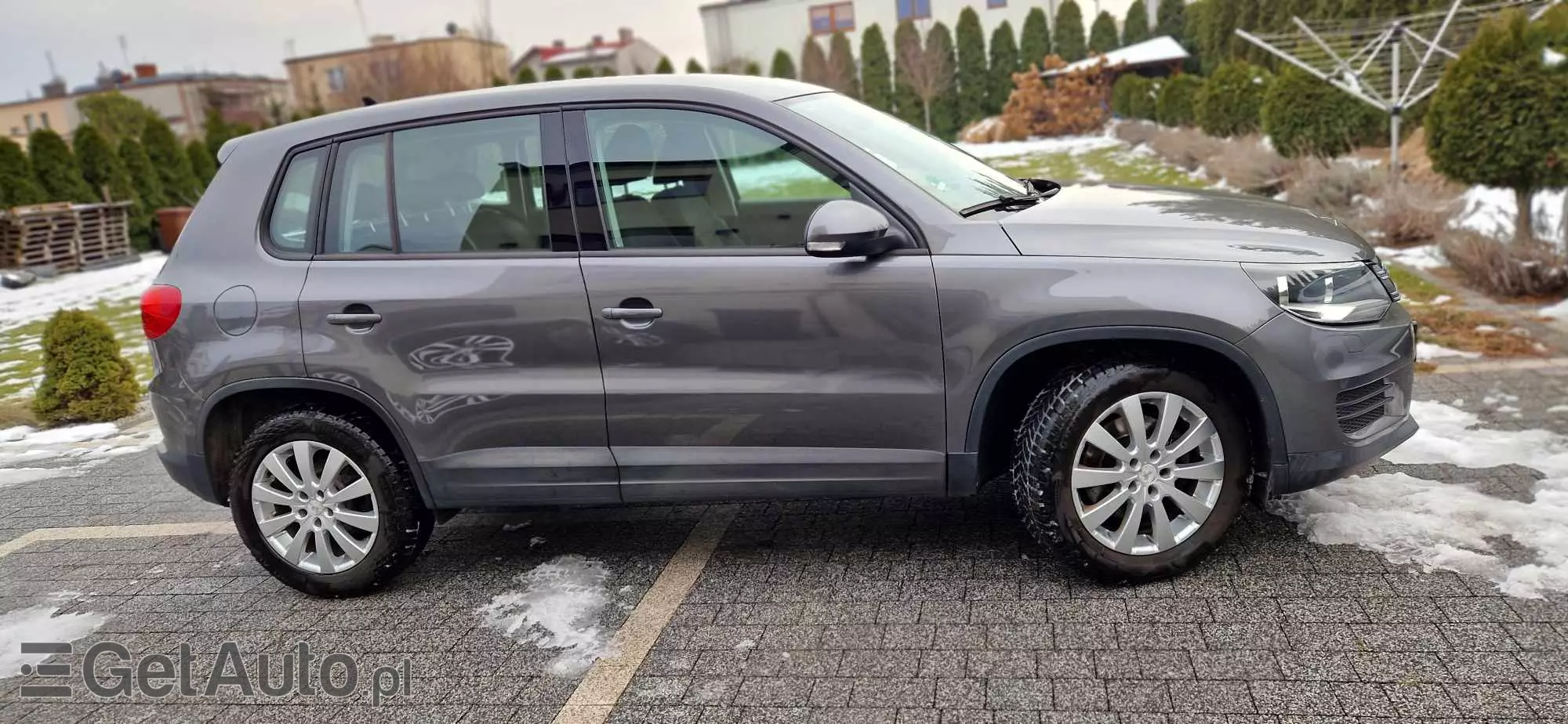 VOLKSWAGEN Tiguan Sport & Style