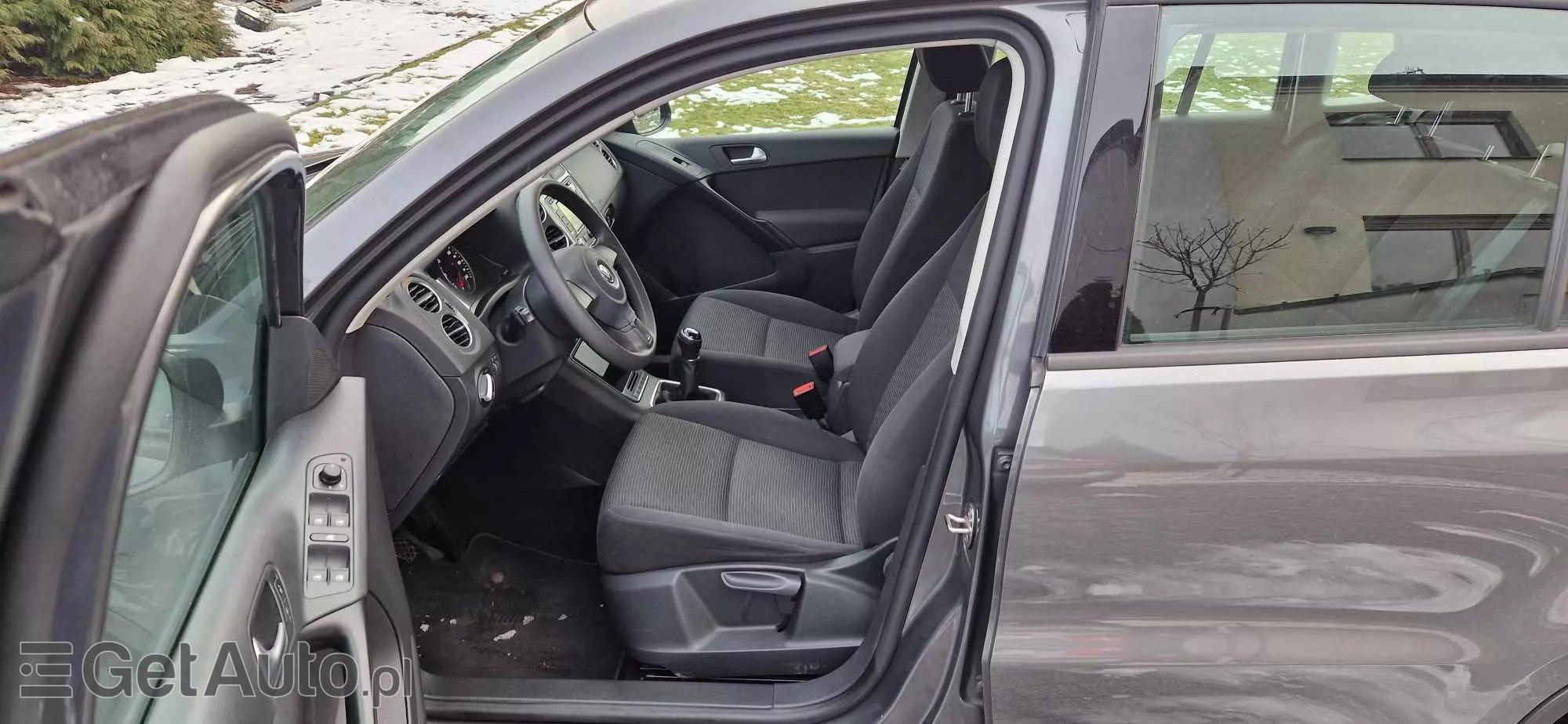 VOLKSWAGEN Tiguan Sport & Style