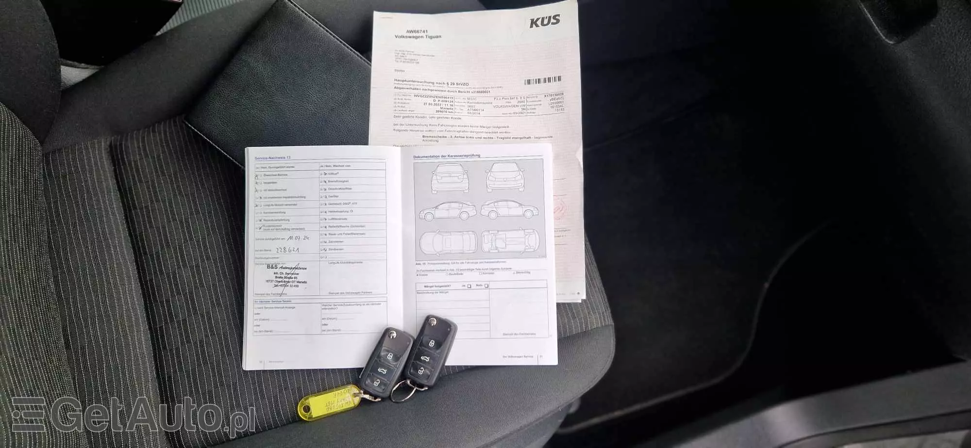 VOLKSWAGEN Tiguan Sport & Style