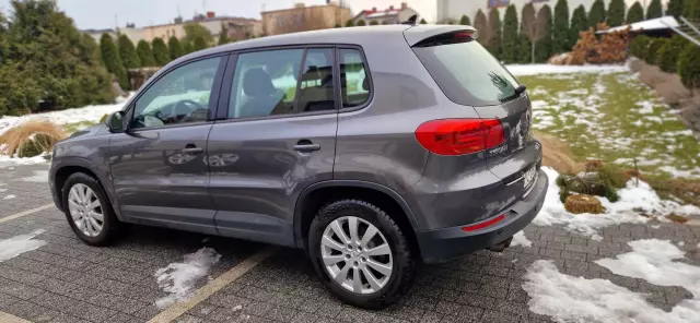 VOLKSWAGEN Tiguan Sport & Style