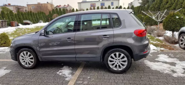 VOLKSWAGEN Tiguan Sport & Style