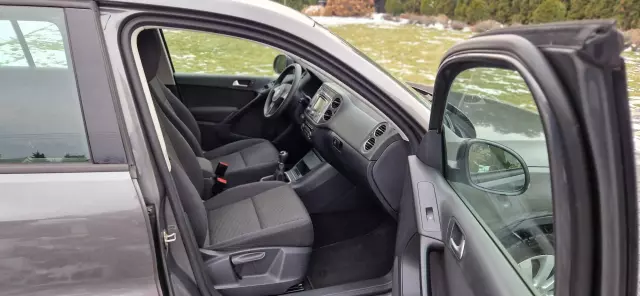 VOLKSWAGEN Tiguan Sport & Style