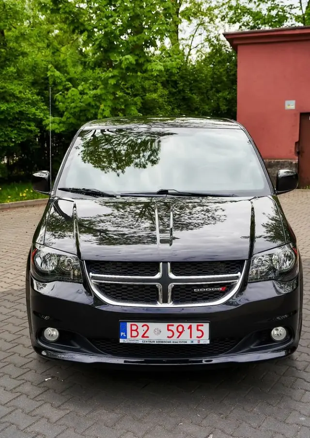 DODGE Caravan 