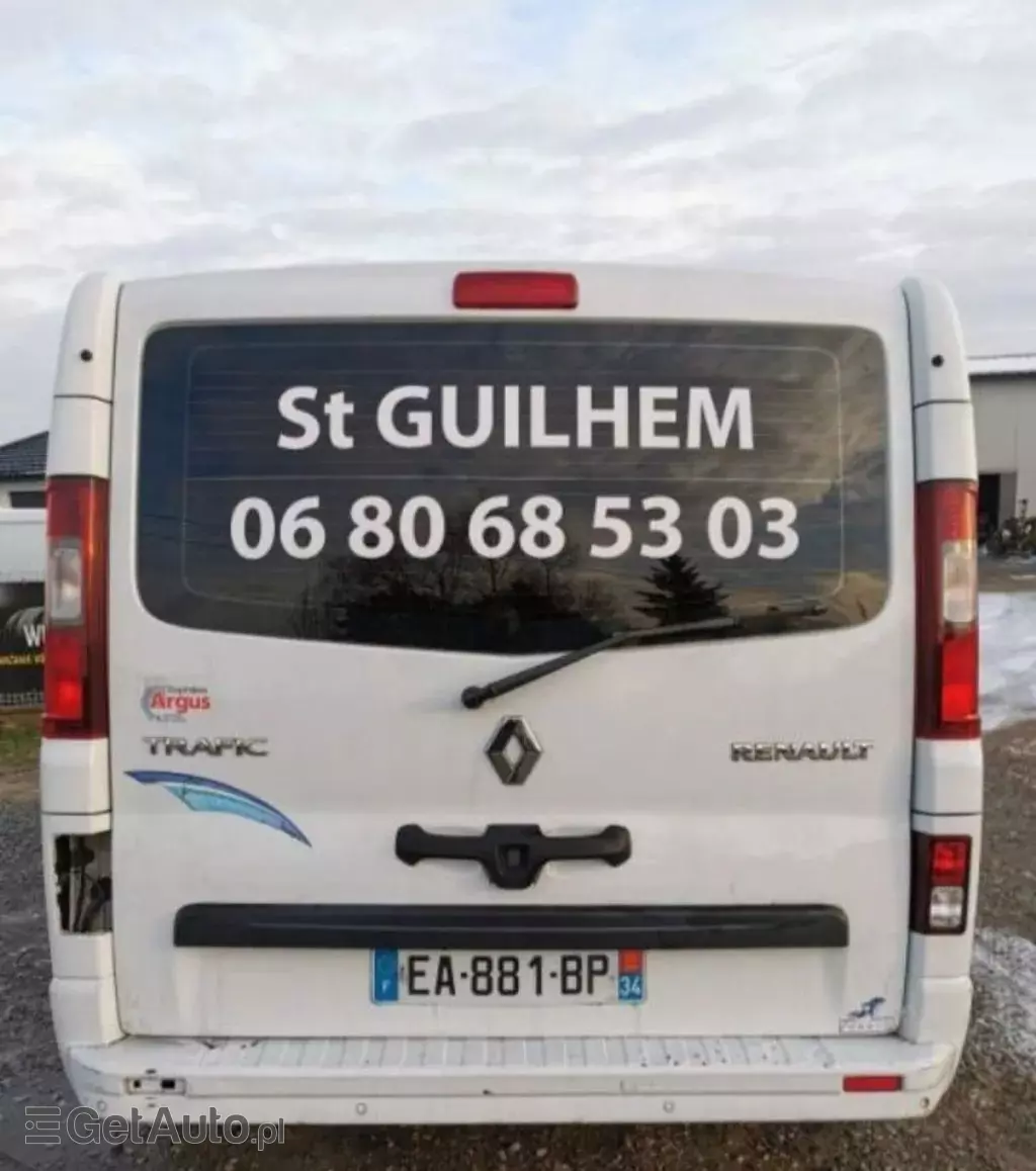 RENAULT Trafic 