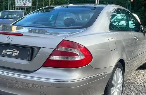 MERCEDES-BENZ CLK 