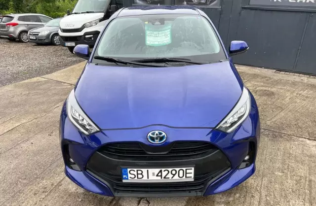 TOYOTA Yaris 