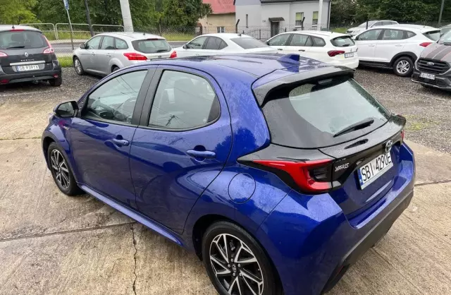 TOYOTA Yaris 