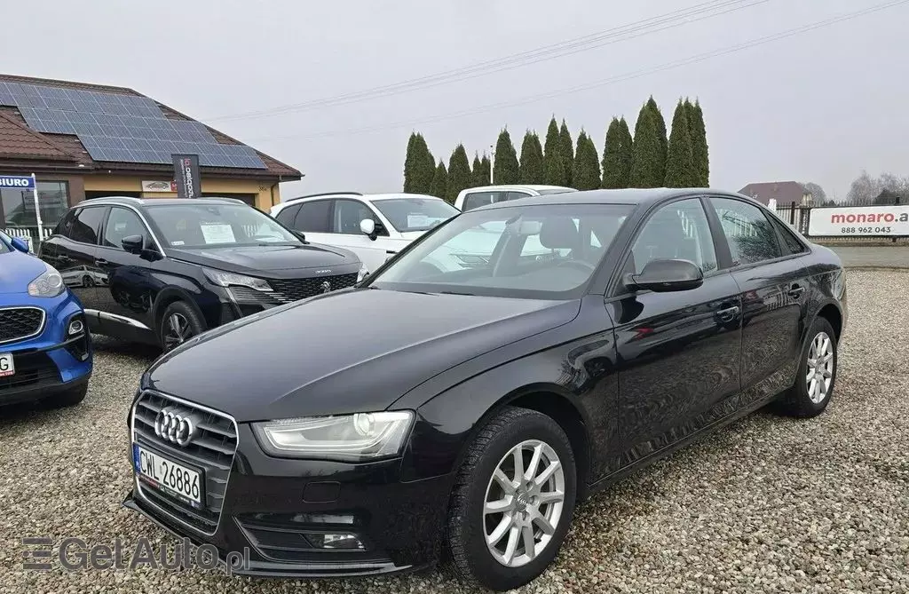AUDI A4 