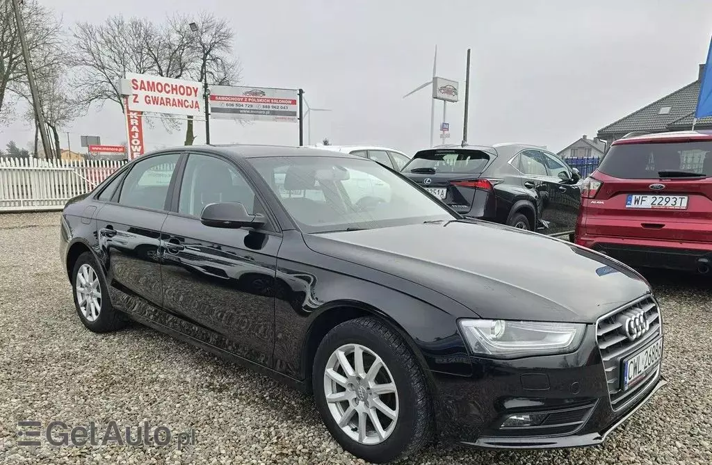 AUDI A4 
