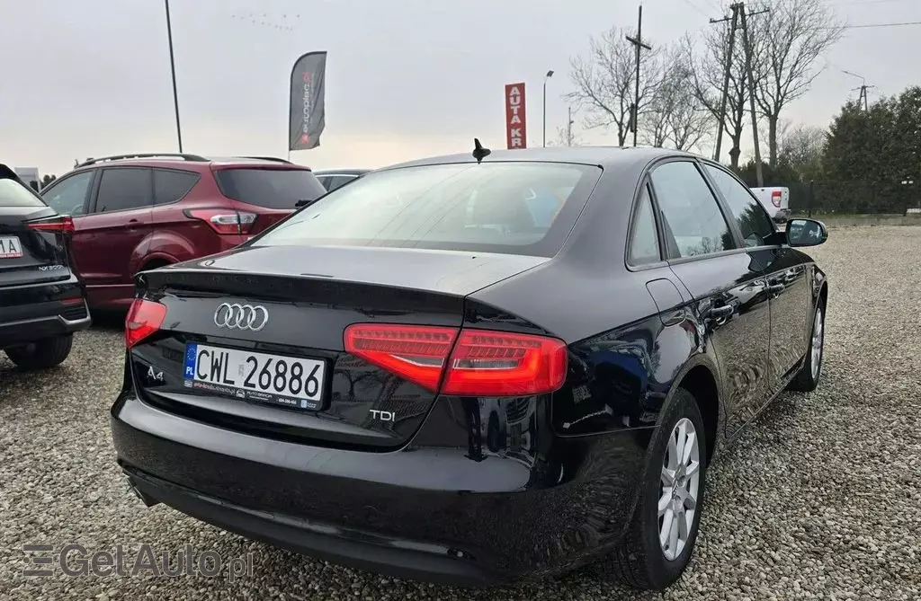 AUDI A4 