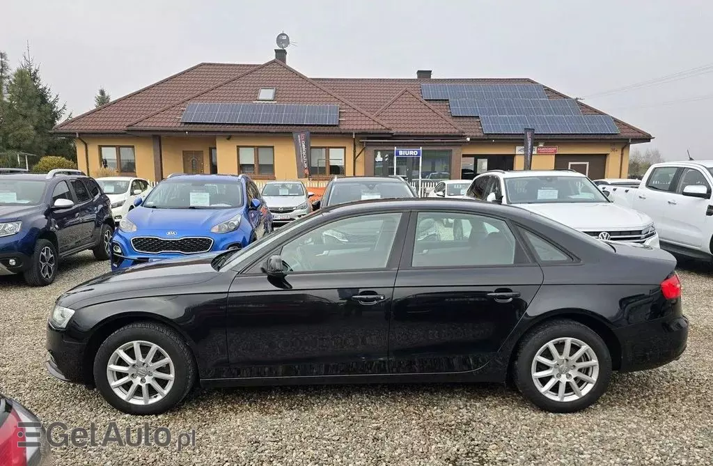 AUDI A4 