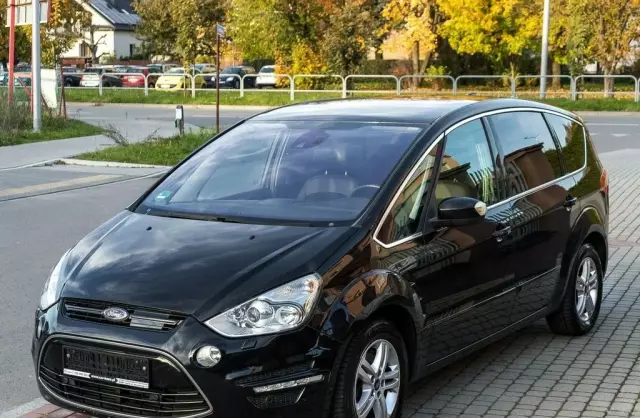 FORD S-MAX 