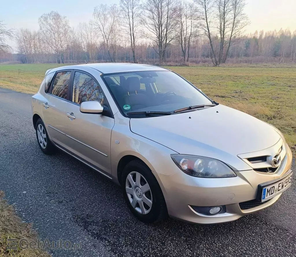MAZDA 3 1.6i (105 KM)