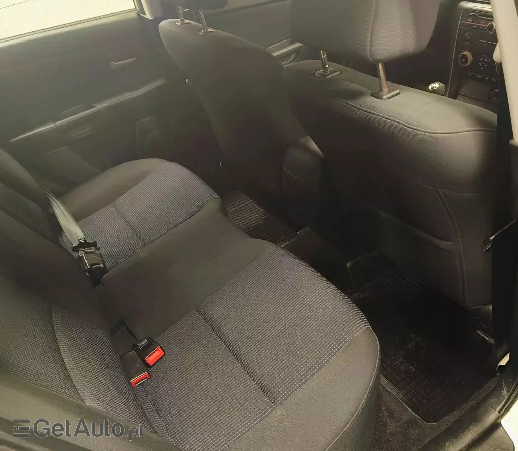 MAZDA 3 1.6i (105 KM)