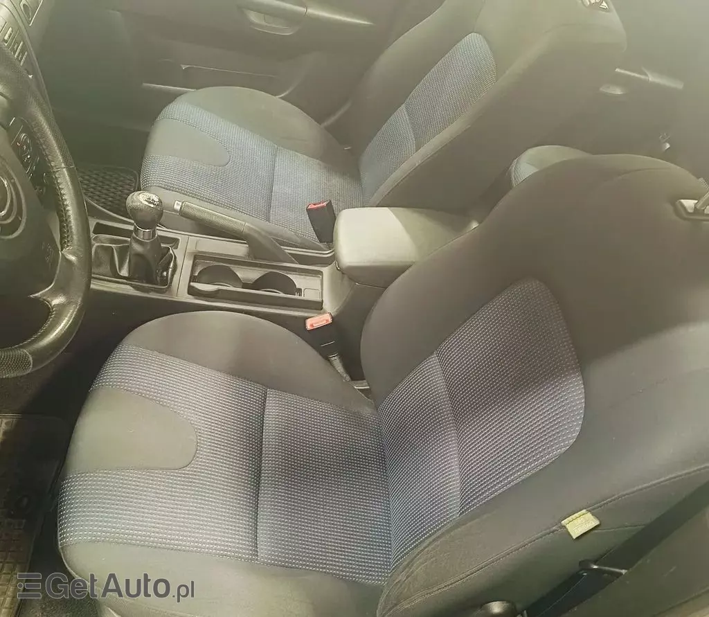 MAZDA 3 1.6i (105 KM)
