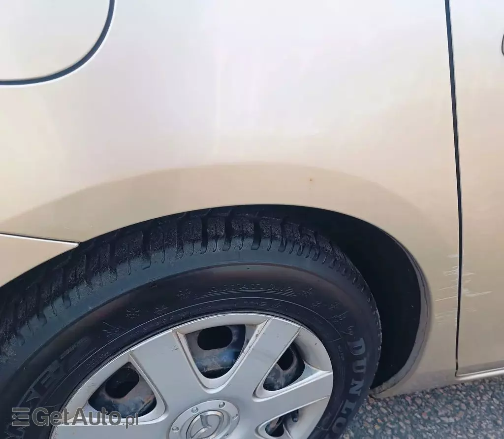 MAZDA 3 1.6i (105 KM)