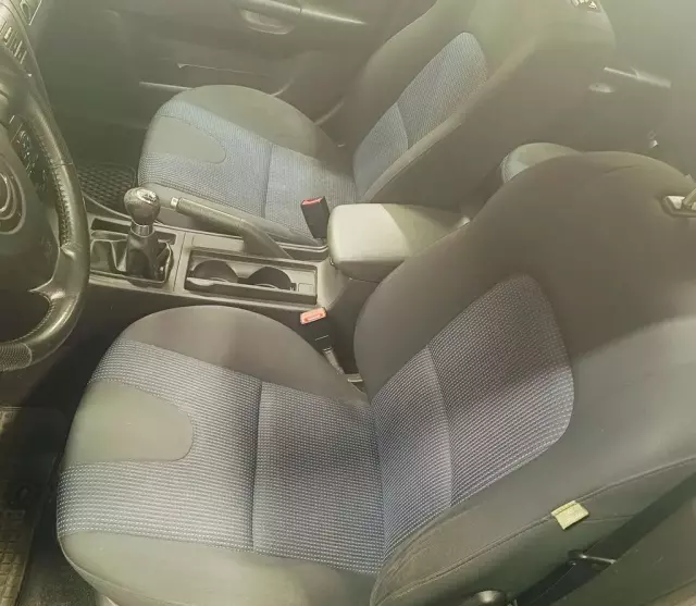 MAZDA 3 1.6i (105 KM)