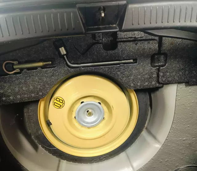 MAZDA 3 1.6i (105 KM)