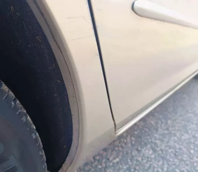 MAZDA 3 1.6i (105 KM)