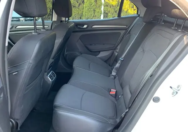 RENAULT Megane E-TECH Plug-in 160 ZEN