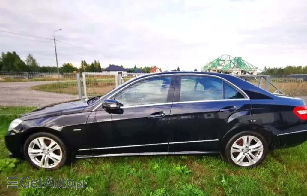 MERCEDES-BENZ Klasa E 