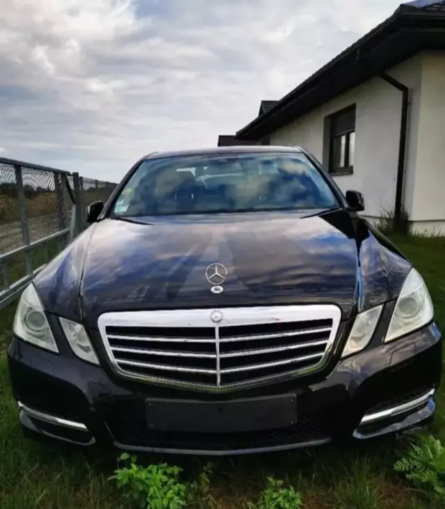 MERCEDES-BENZ Klasa E 