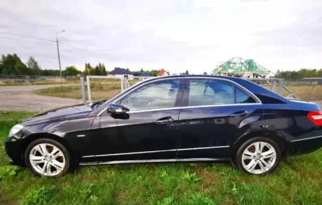 MERCEDES-BENZ Klasa E 