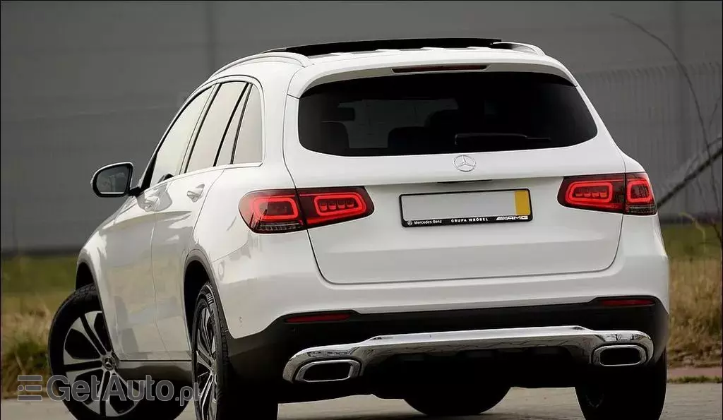 MERCEDES-BENZ GLC 