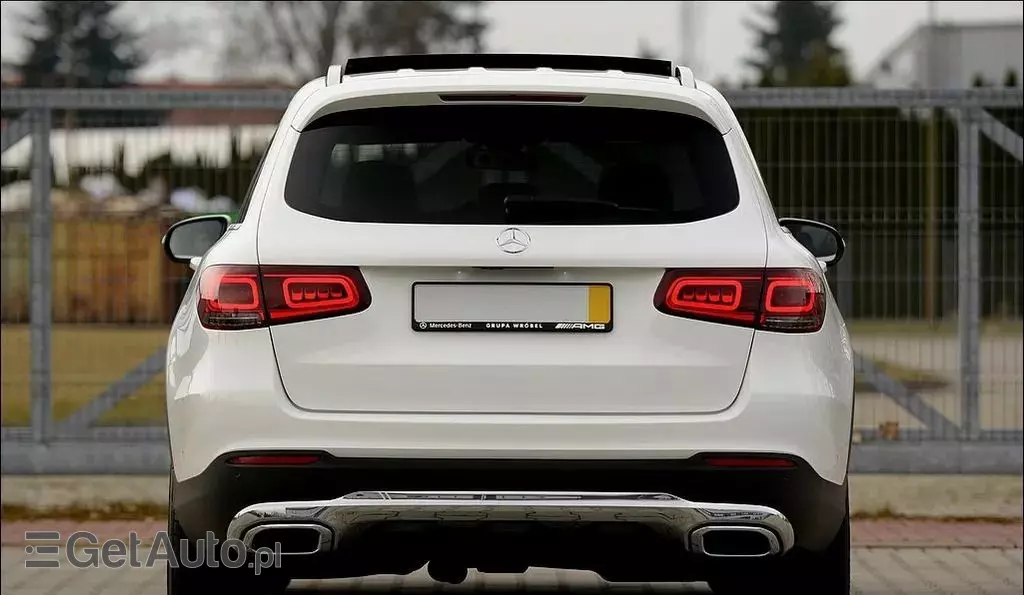 MERCEDES-BENZ GLC 