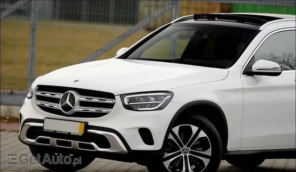 MERCEDES-BENZ GLC 