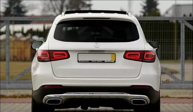 MERCEDES-BENZ GLC 