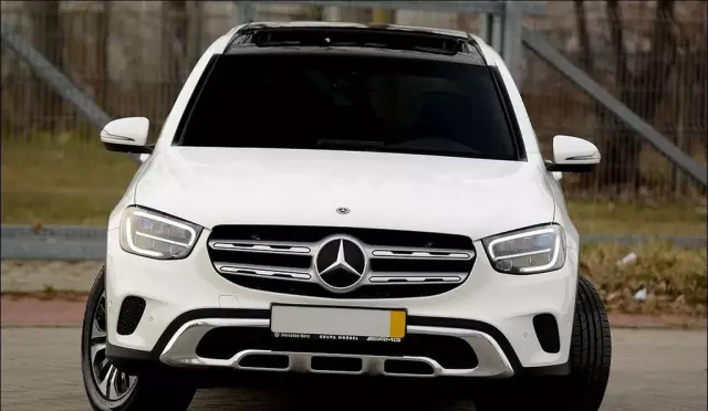 MERCEDES-BENZ GLC 