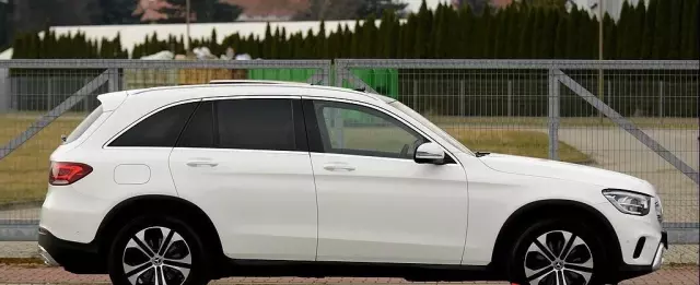 MERCEDES-BENZ GLC 