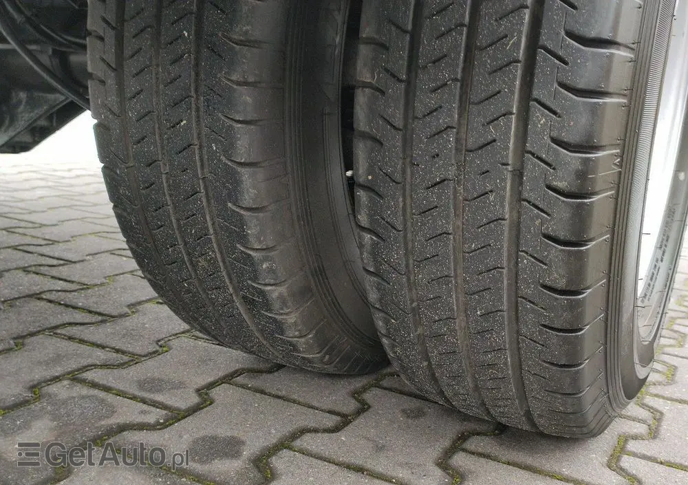 IVECO Daily 70C18 V H 