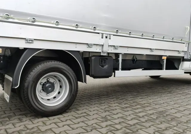 IVECO Daily 70C18 V H 