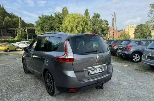 RENAULT Grand Scenic 