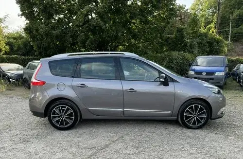 RENAULT Grand Scenic 