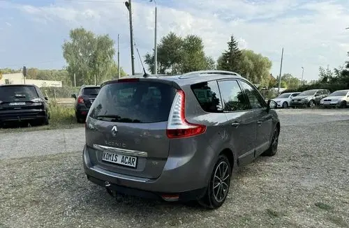 RENAULT Grand Scenic 