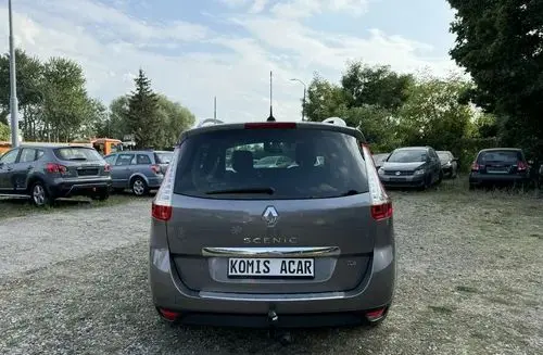 RENAULT Grand Scenic 